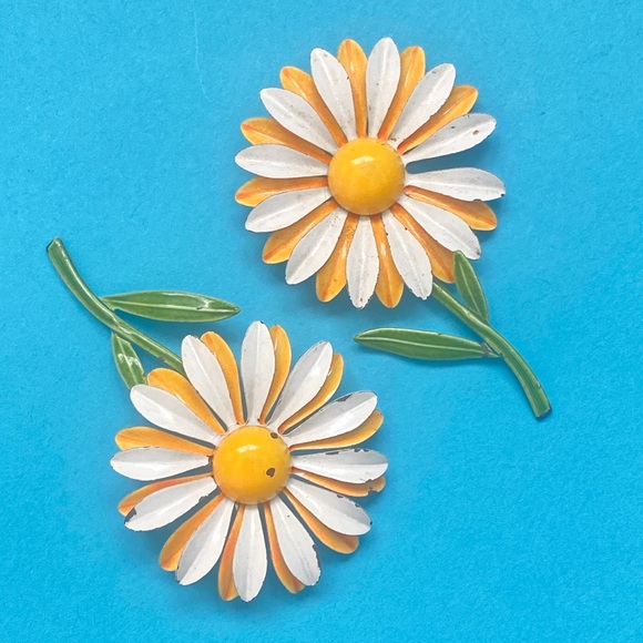 1960s Daisy Pin Vintage Flower Brooch Enamel Retro Mid Century Jewelry - Picture 5 of 6